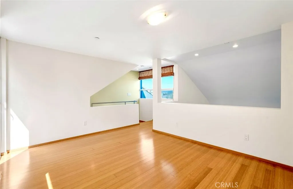 1035 19th Street 102, Santa Monica, California 90403 home-pic-23